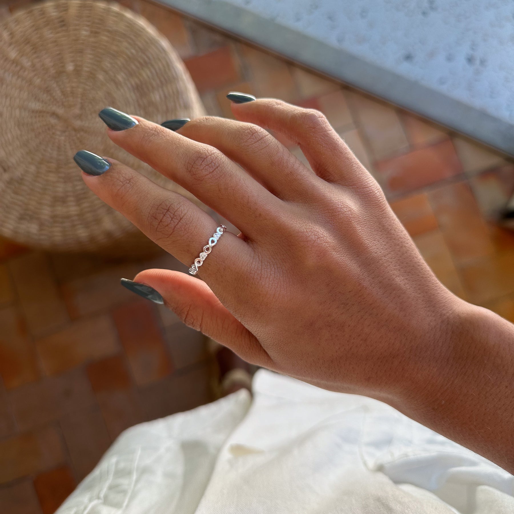 Anel Luza com Infinitos e Mini Corações em Prata 925