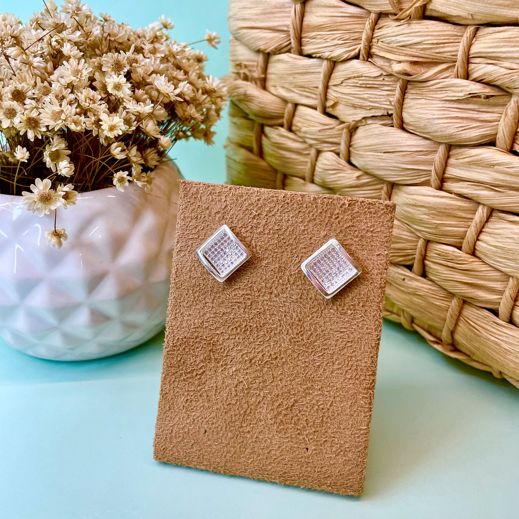 Brinco Luza Quadrado Cravejado de Zircônia em Prata 925