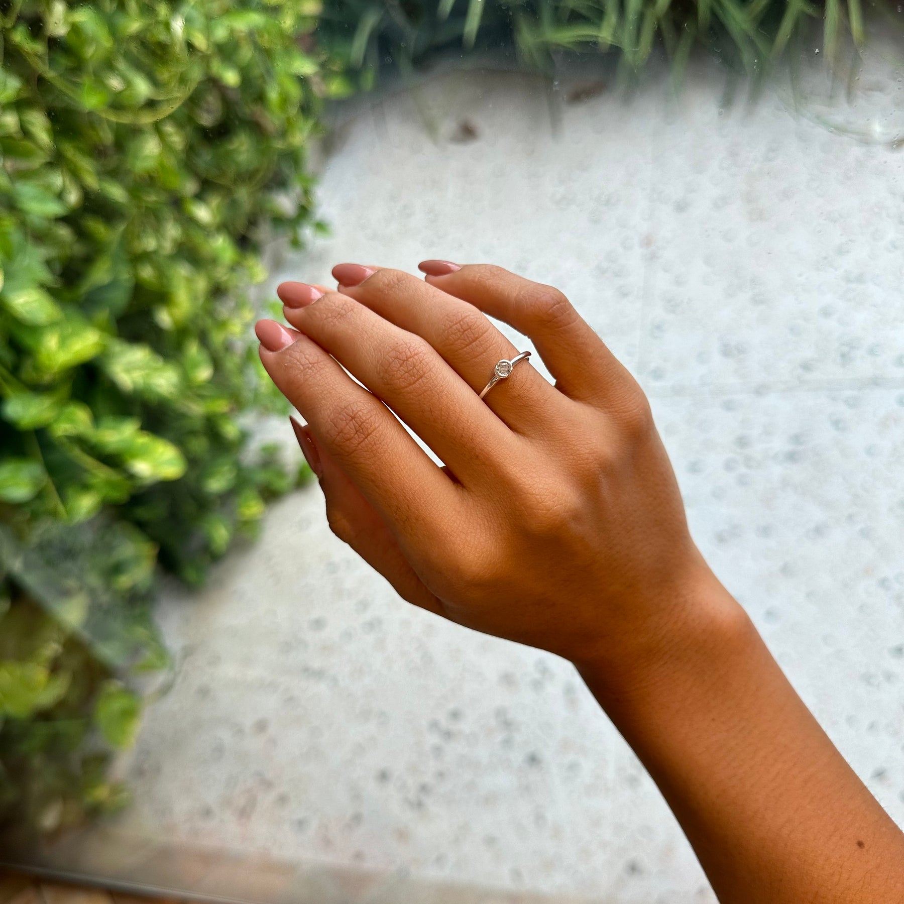 Anel Solitário Luza de Ponto de Luz em Prata 925