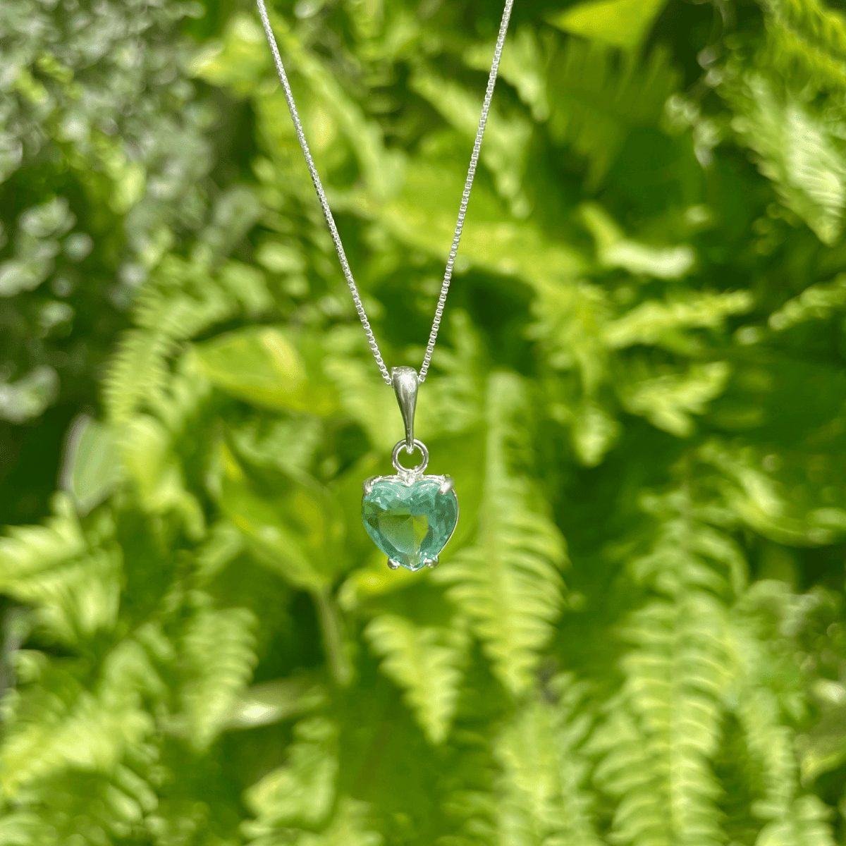 Pigente de Coração Verde Água Luza em Prata 925