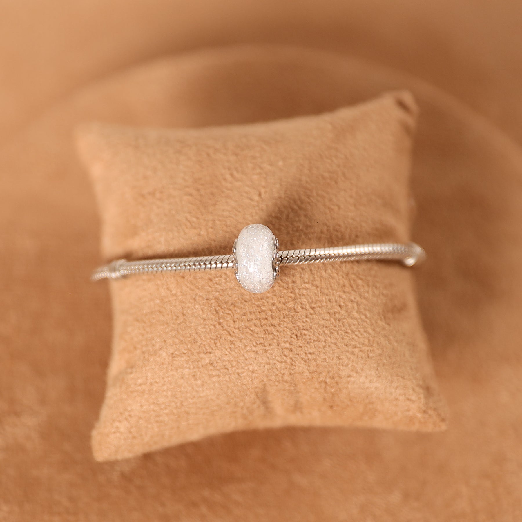 Berloque Separador Murano Branco em Prata 925