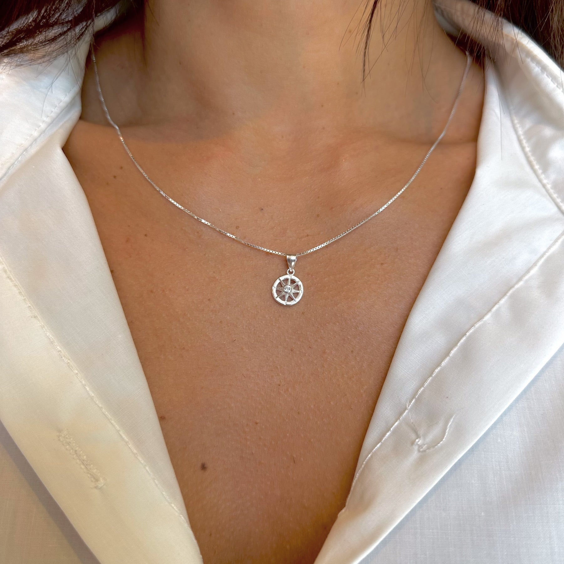 Pingente Leme de Navio com Ponto de Luz Luza em Prata 925