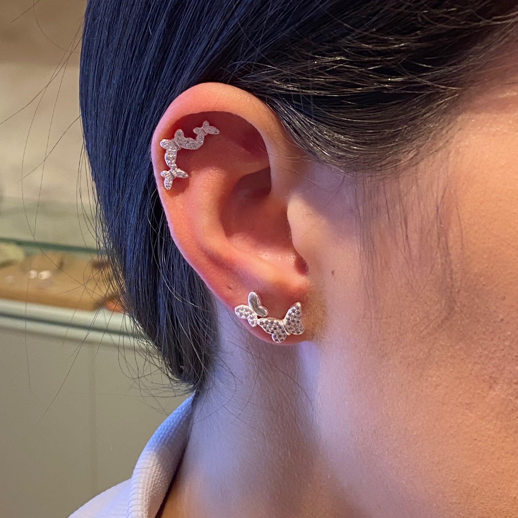 Dupla de Brincos + Ear Hook Luza de Borboletas Cravejadas em Prata 925