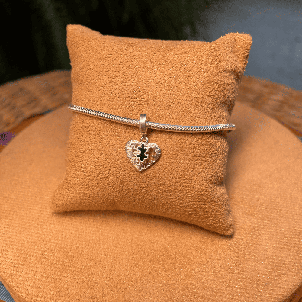 Berloque de Coração Luza de Quebra Cabeça em Prata 925