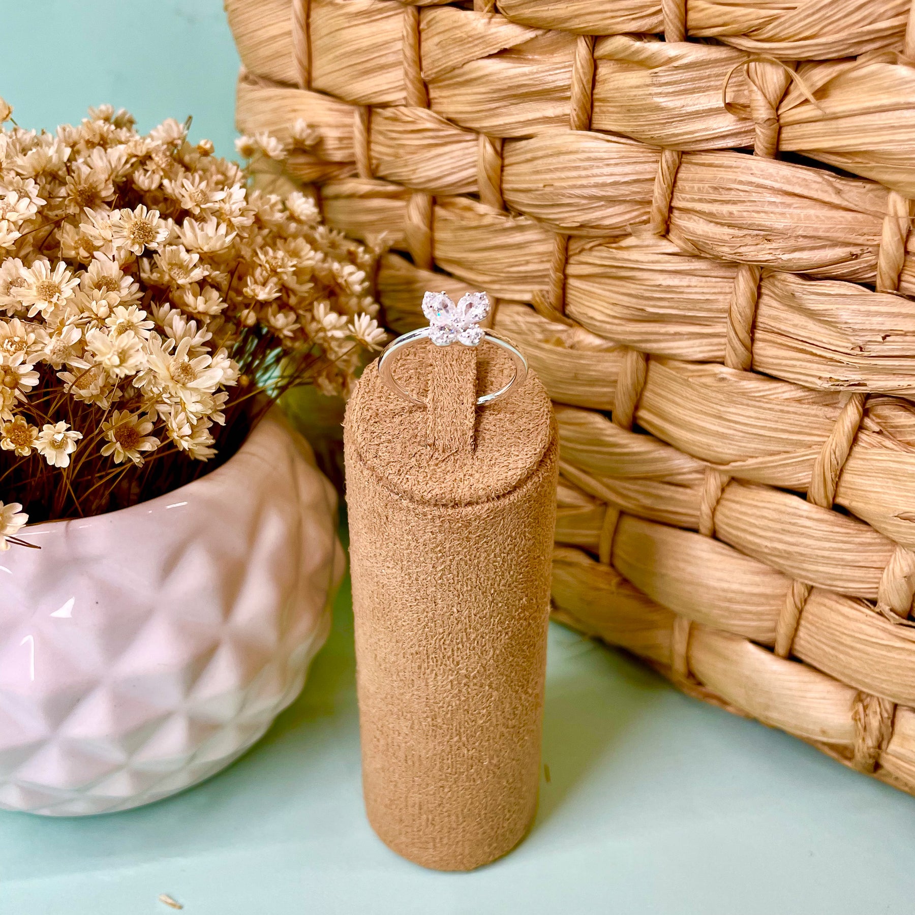 Anel Luza Borboleta com Detalhes Cravejados em Prata 925