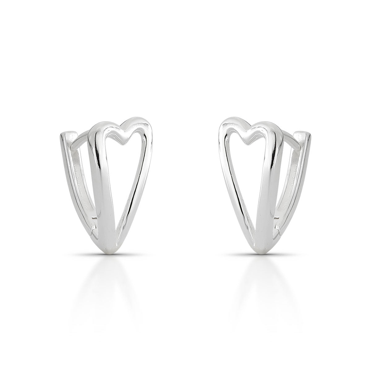 BRINCO ARGOLA LUZA DE CORAÇÃO VAZADO EM PRATA 925