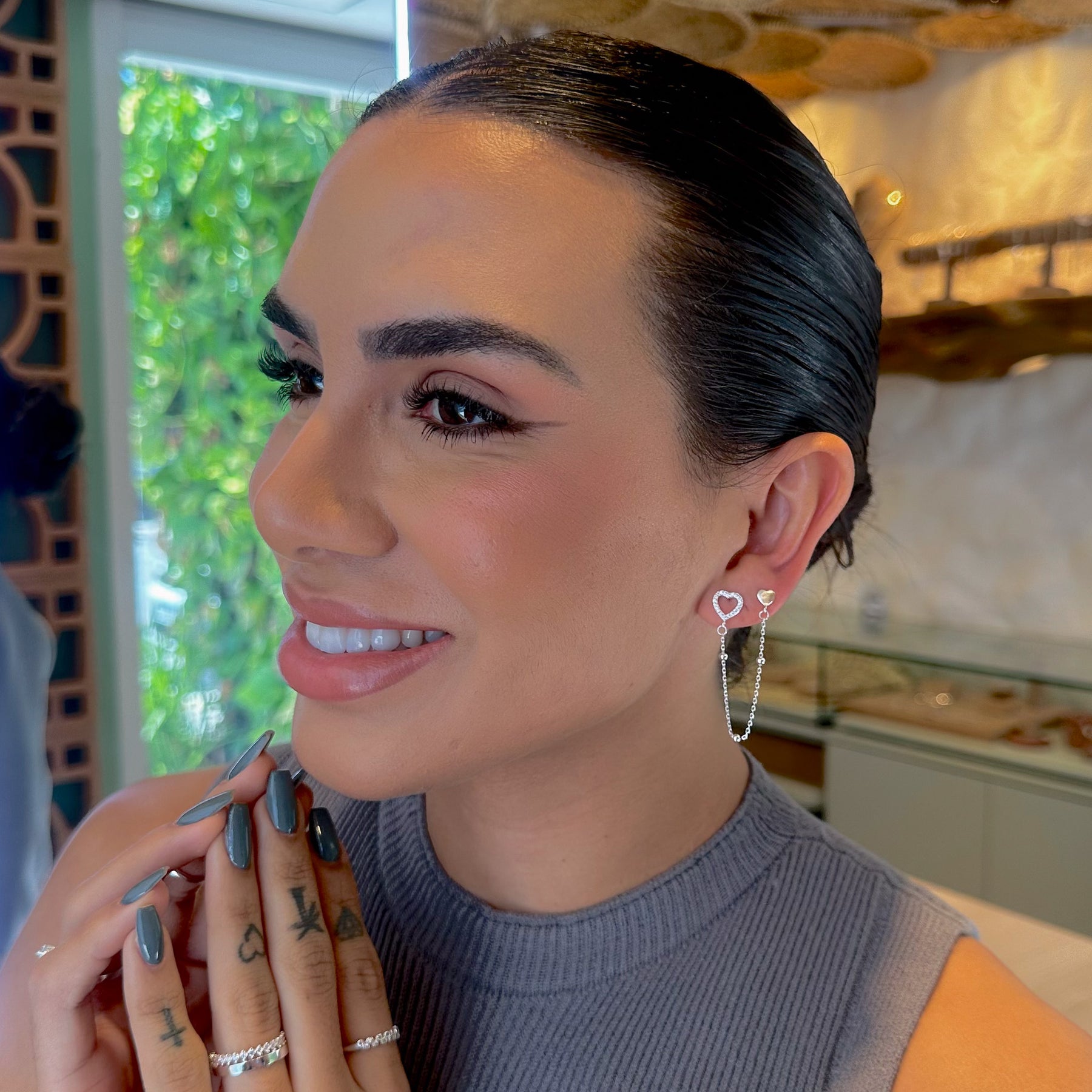 Brinco Ear Line Luza Duplo de Corações em Prata 925