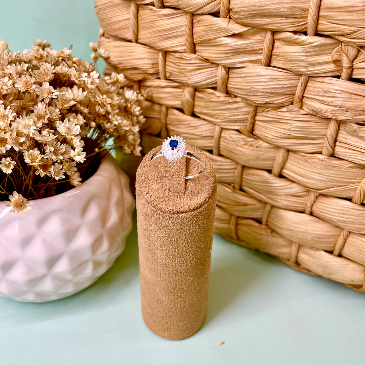 Anel Luza de Gota Cravejada com Ponto de Luz Color em Prata 925