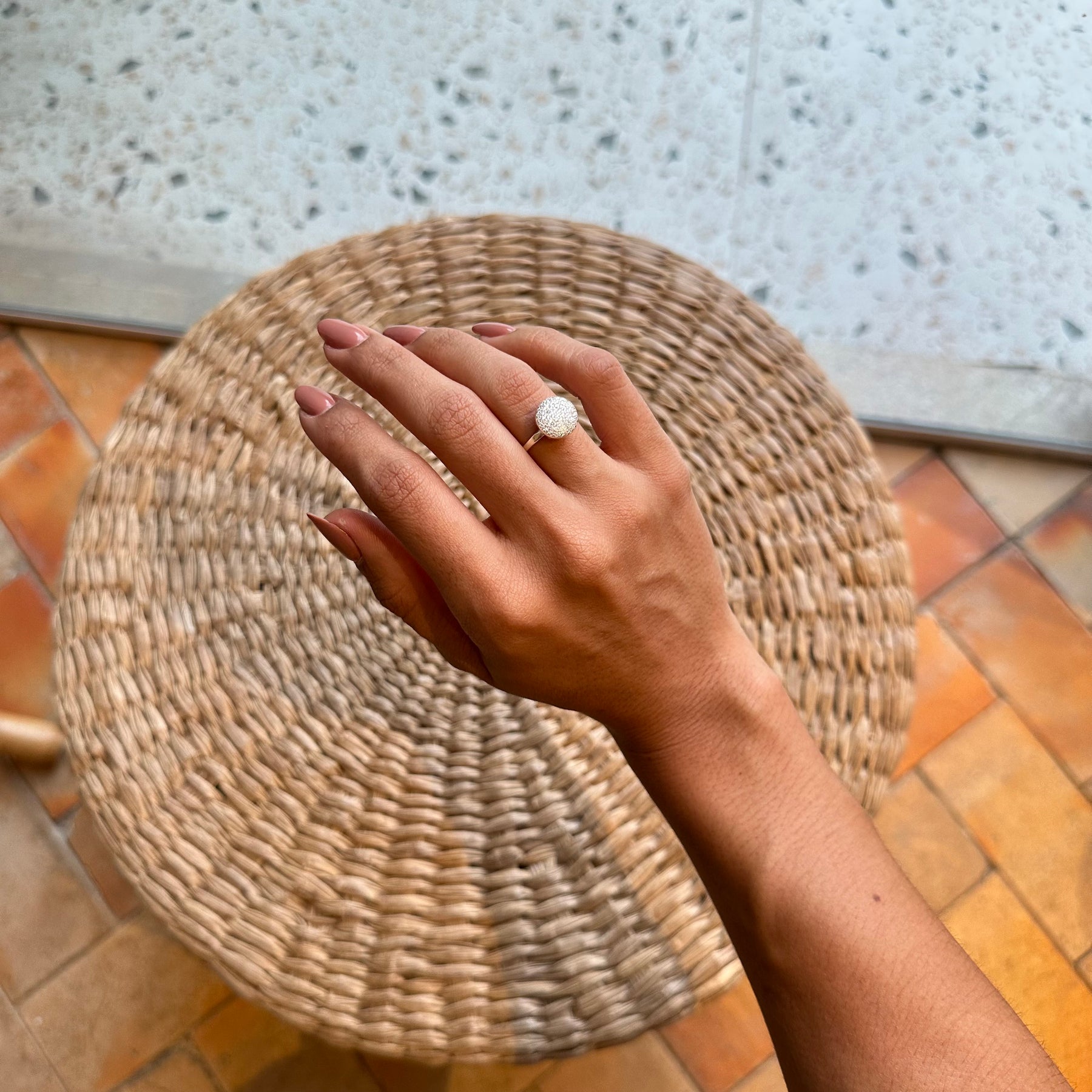 Anel Luza Chuveirinho Baixo Cravejado de Zirconia em Prata 925