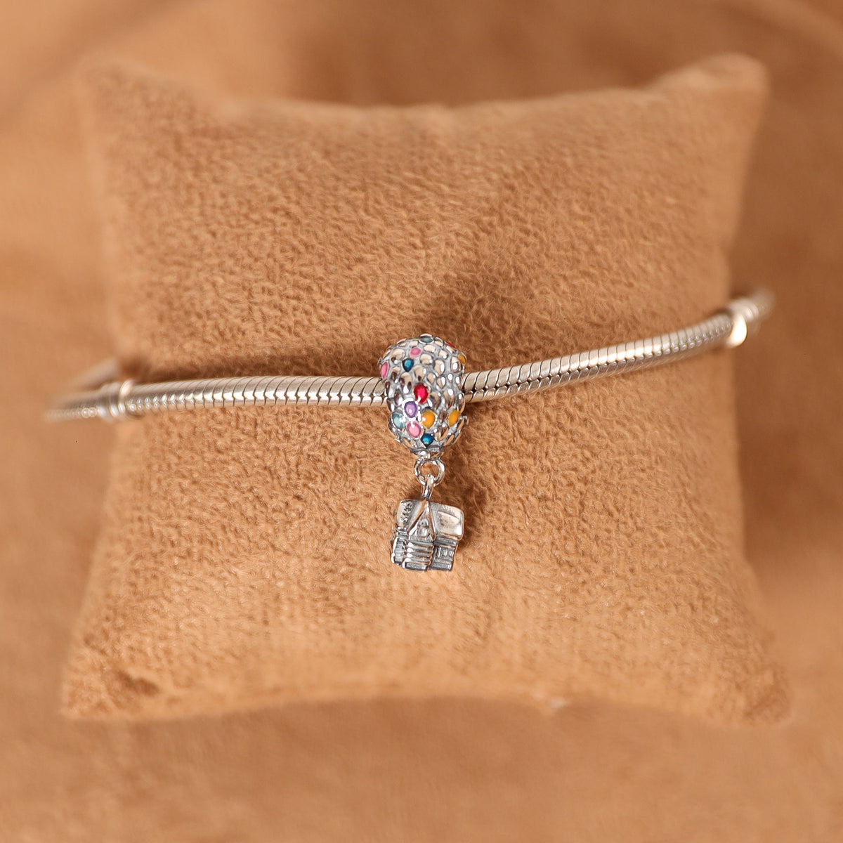 Berloque Up Altas Aventuras em Prata 925