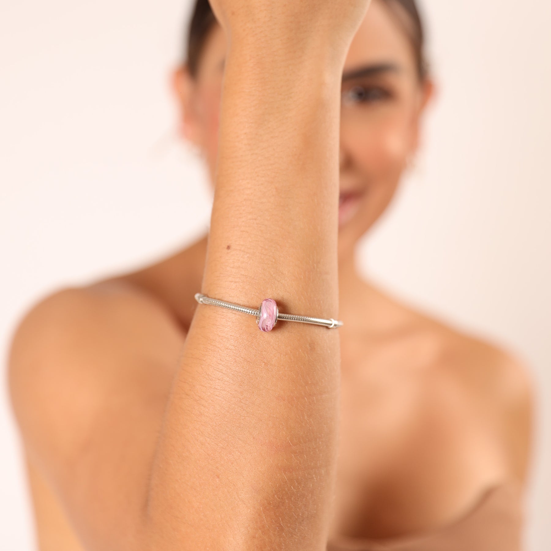 Berloque Separador Murano Rosa e Branco em Prata 925