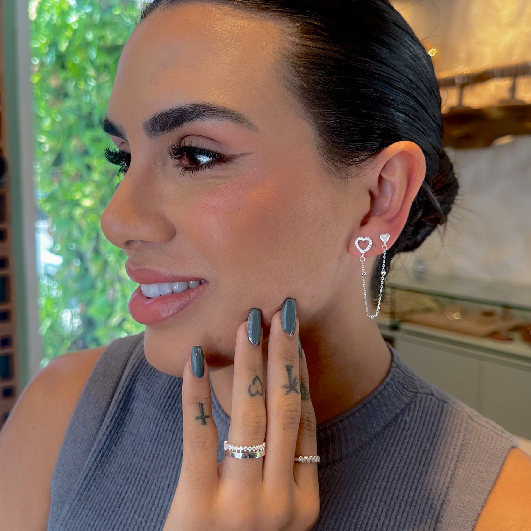 Brinco Ear Line Luza Duplo de Corações em Prata 925