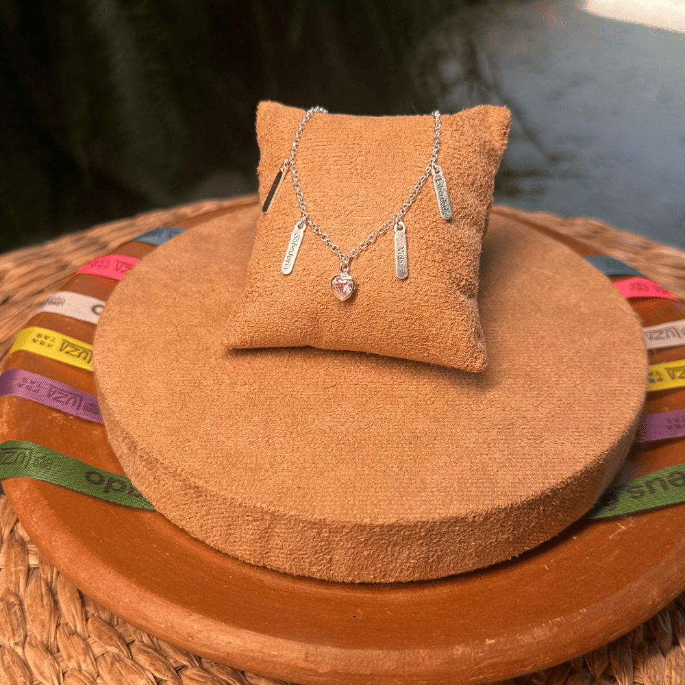 Pulseira com coração Luza rosa e frases em prata 925