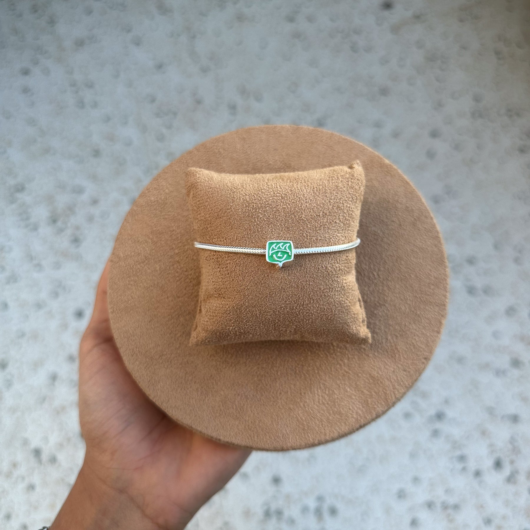 Berloque Logo Luza Pratas em Prata 925