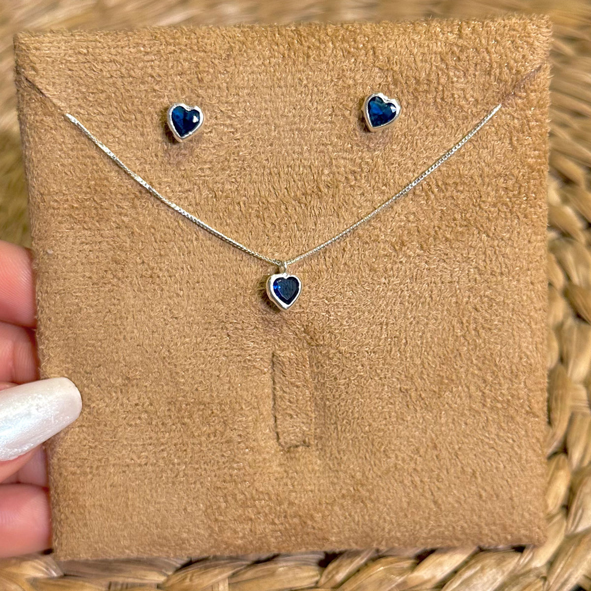 Conjunto de Pontos de Luz em Corações Colors em Prata 925