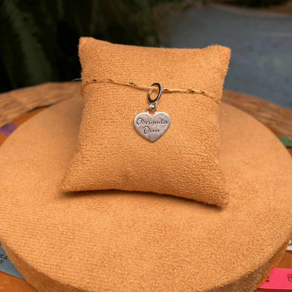 Pingente Luza Medalha de Coração com Frase "Obrigada Deus" em Prata 925