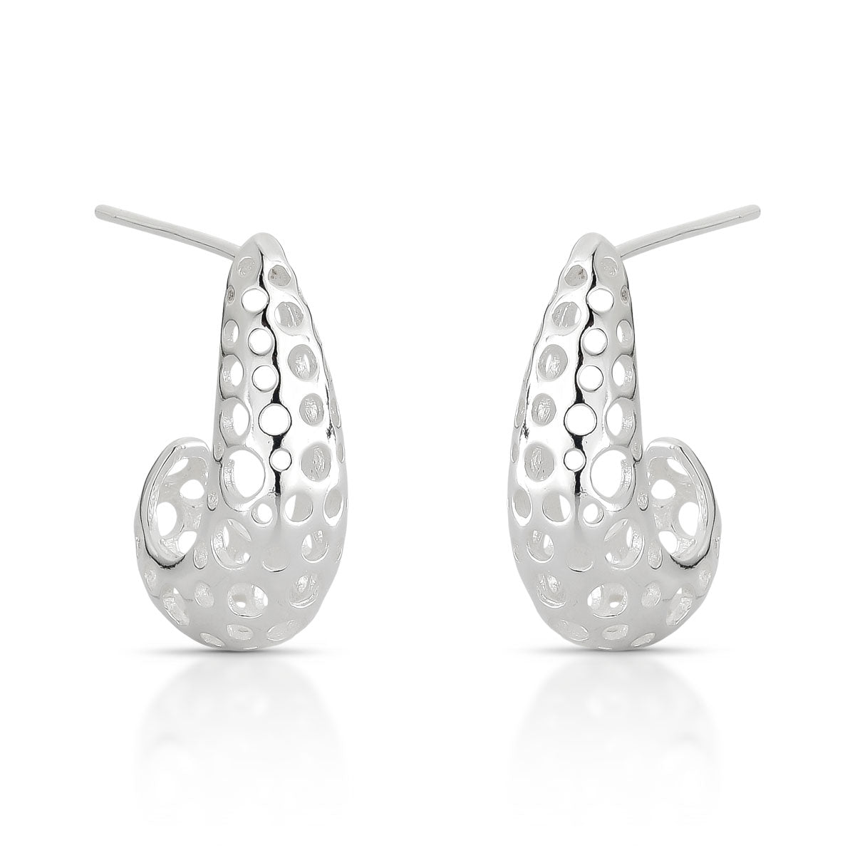 BRINCO ARGOLA LUZA EM FORMATO DE GOTA COM FUROS EM PRATA 925