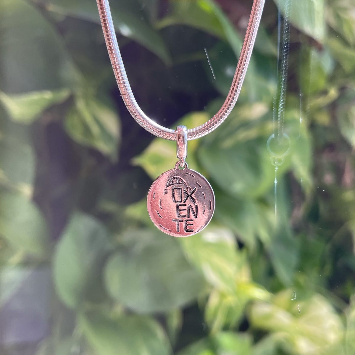 Pingente de Medalha "Oxente" em Prata 925
