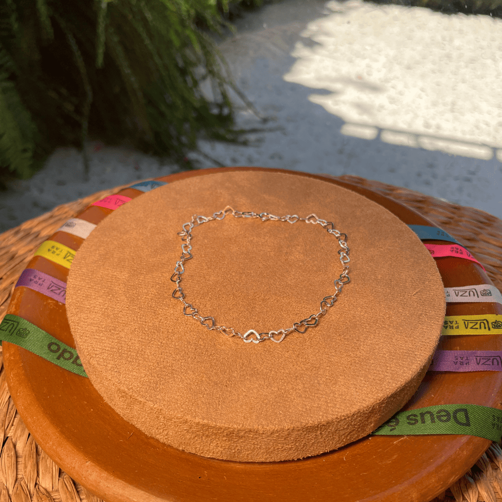 Tornozeleira Luza de Corações Vazados em Prata 925