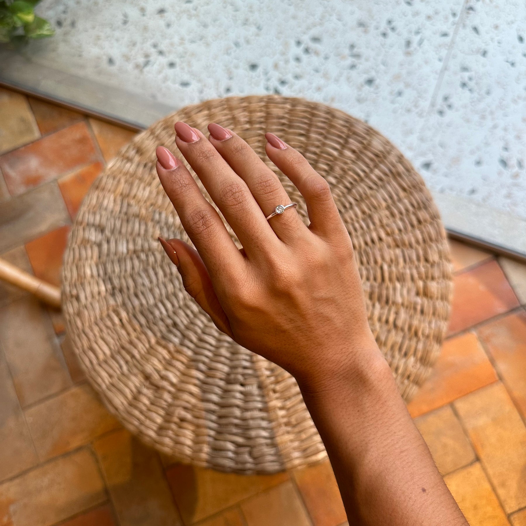 Anel Solitário Luza de Ponto de Luz em Prata 925