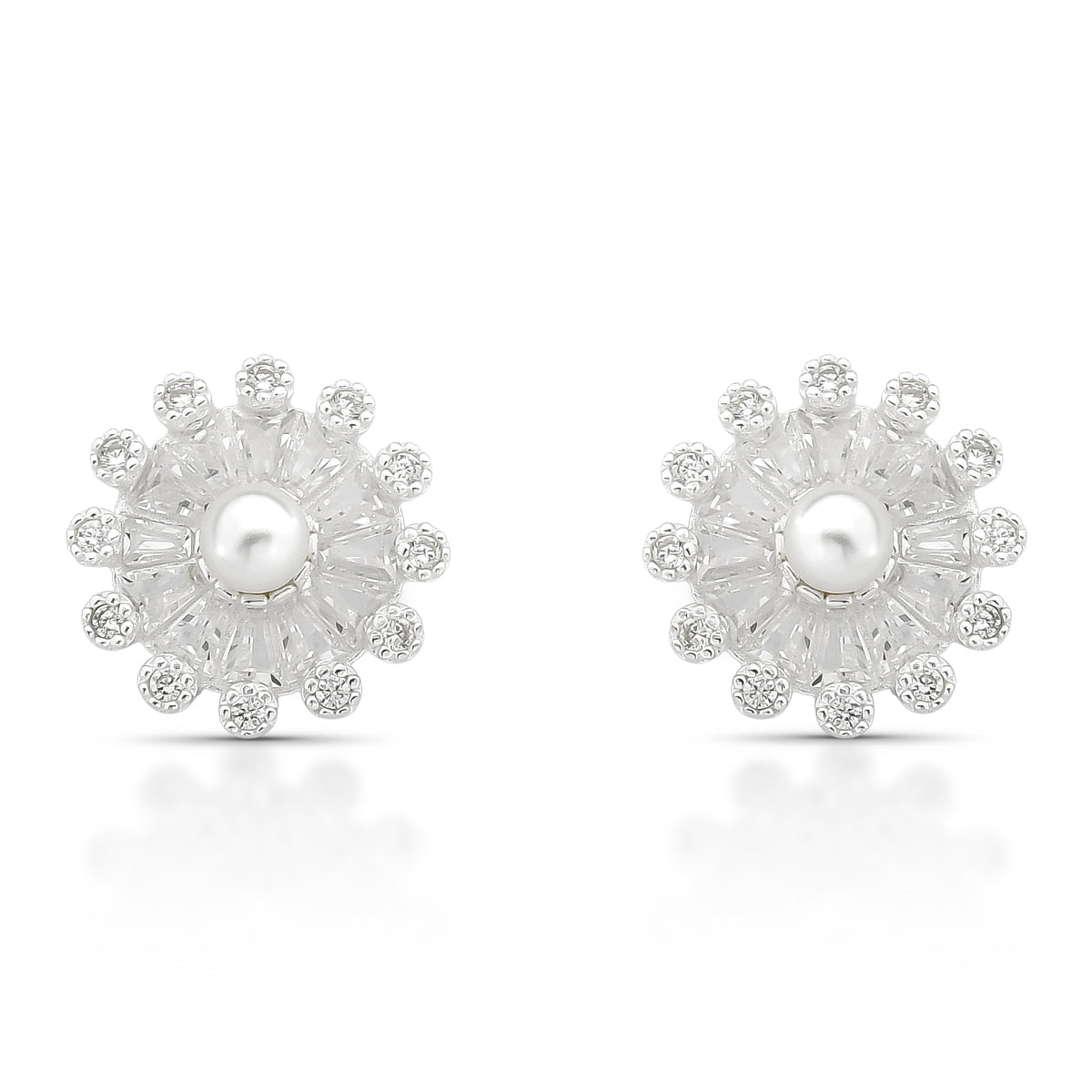 Brinco Luza Flor Navete com Perola em Prata 925