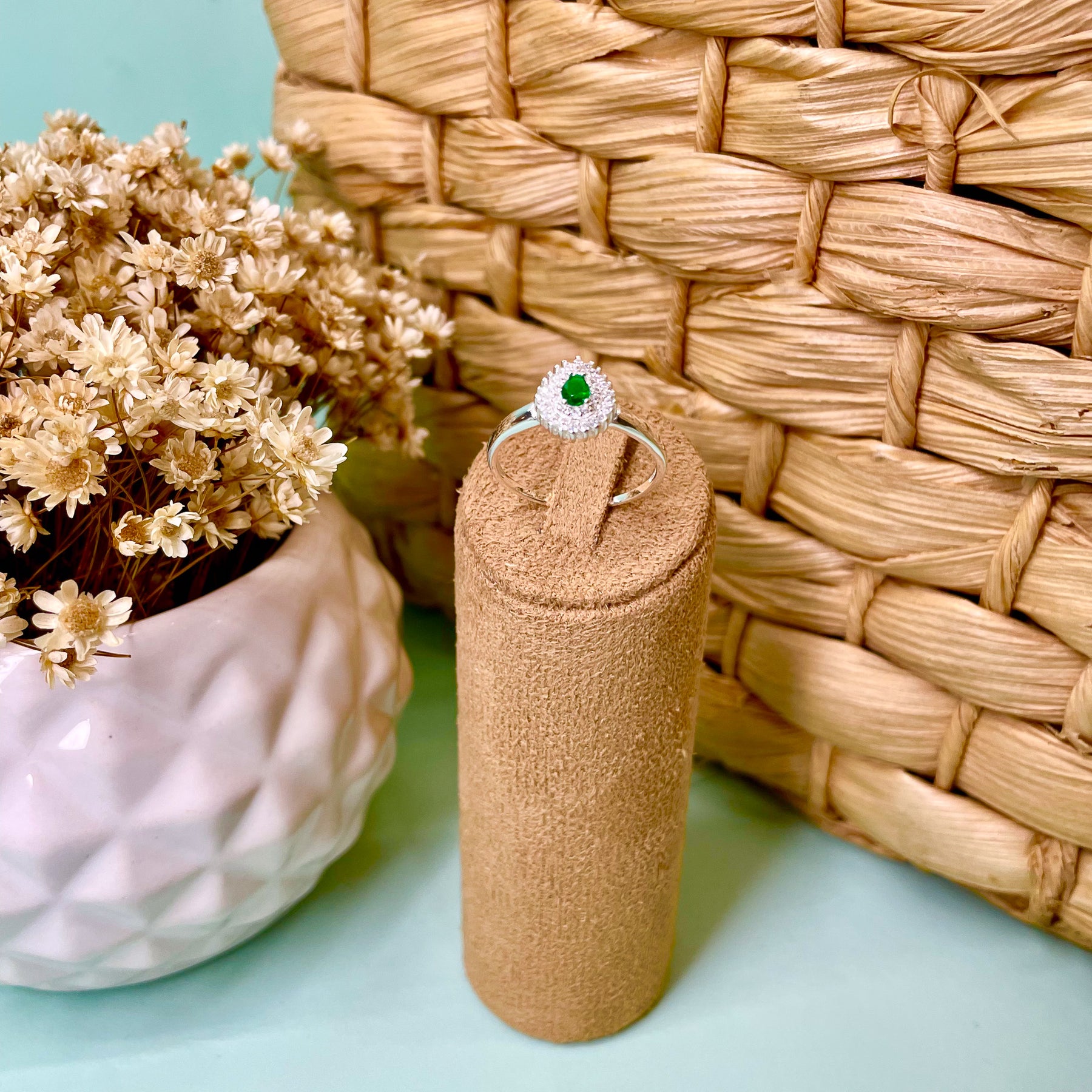 Anel Luza de Gota Cravejada com Ponto de Luz Color em Prata 925