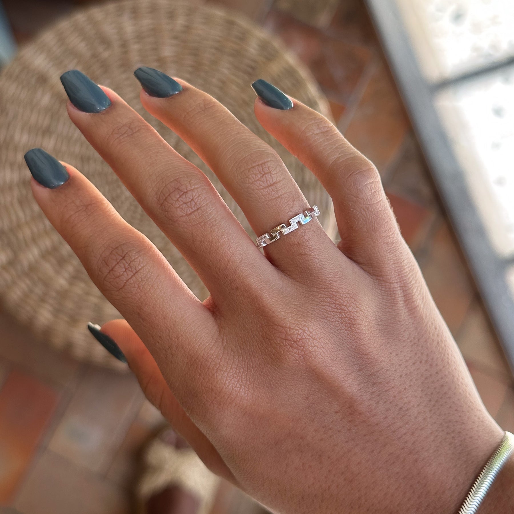 Anel Luza 2 Camadas de Tijolos Sendo Lisos e Cravejados em Prata 925