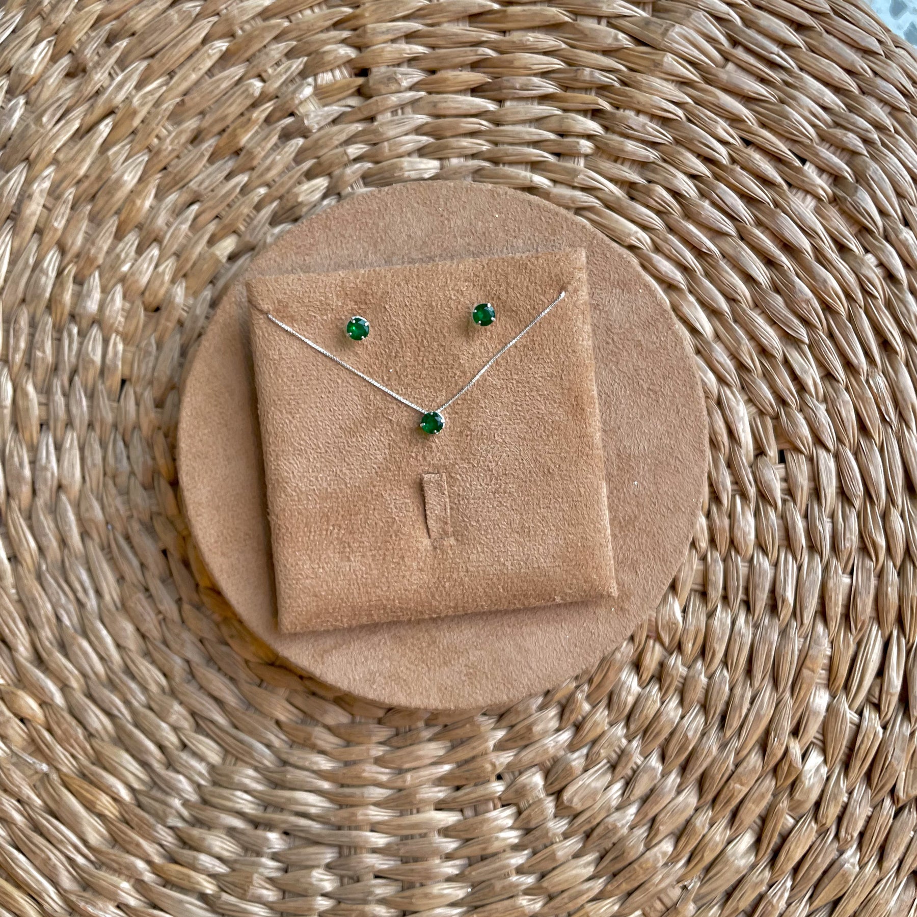 Conjunto de Ponto de Luz Color em Caixa Alta em Prata 925
