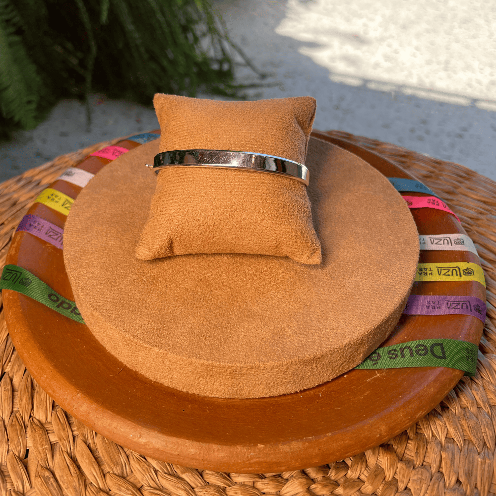 Bracelete Luza Grosso Liso e com Fecho em Prata 925