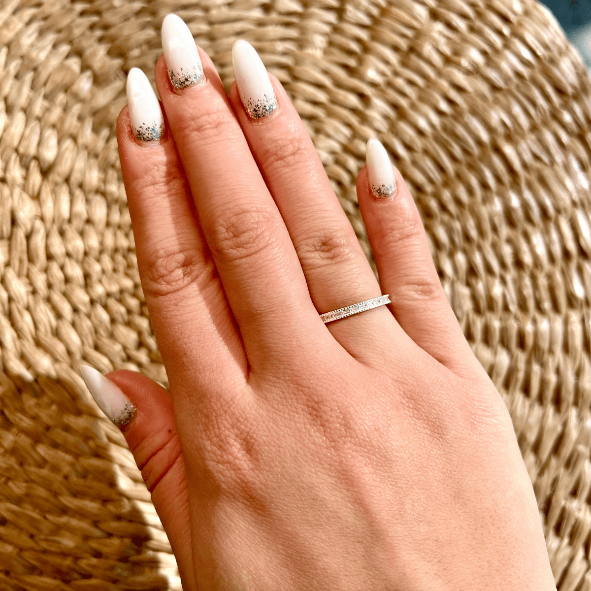 Anel Aparador Luza Todo Completo de Pedras Navetes em Prata 925