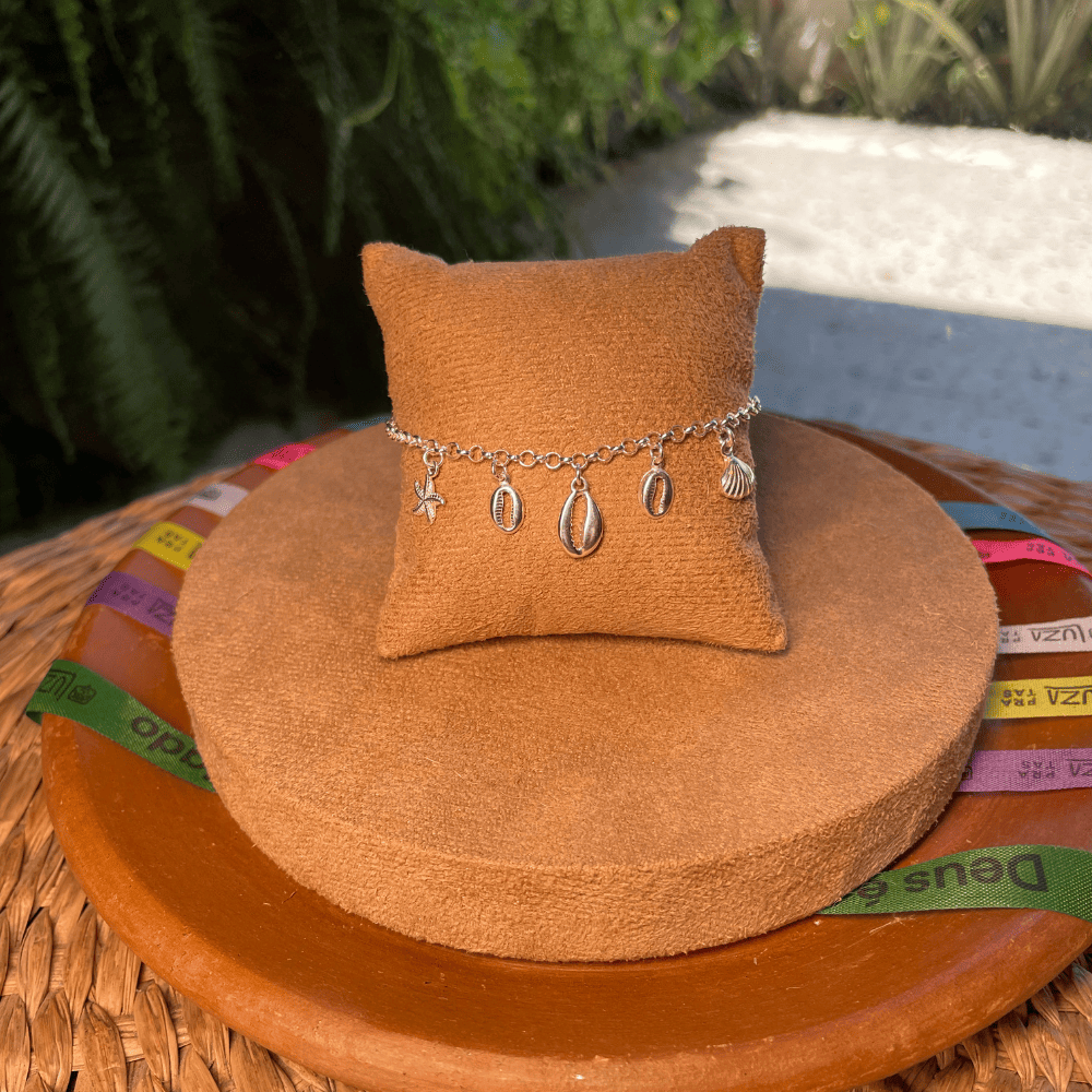 PULSEIRA DE ELOS LUZA COM BÚZIOS, ESTRELA DO MAR E CONCHA EM PRATA 925