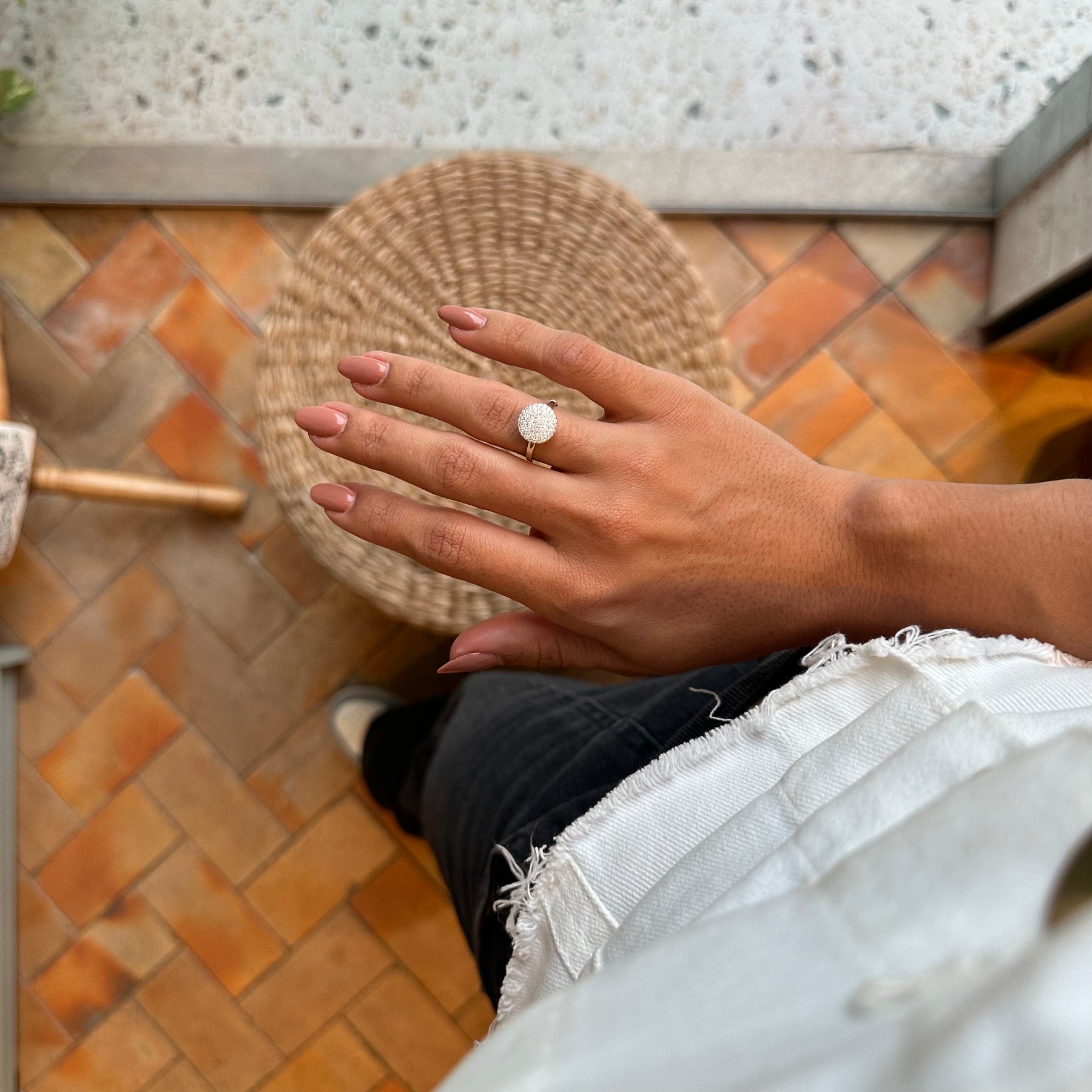 Anel Luza Chuveirinho Baixo Cravejado de Zirconia em Prata 925