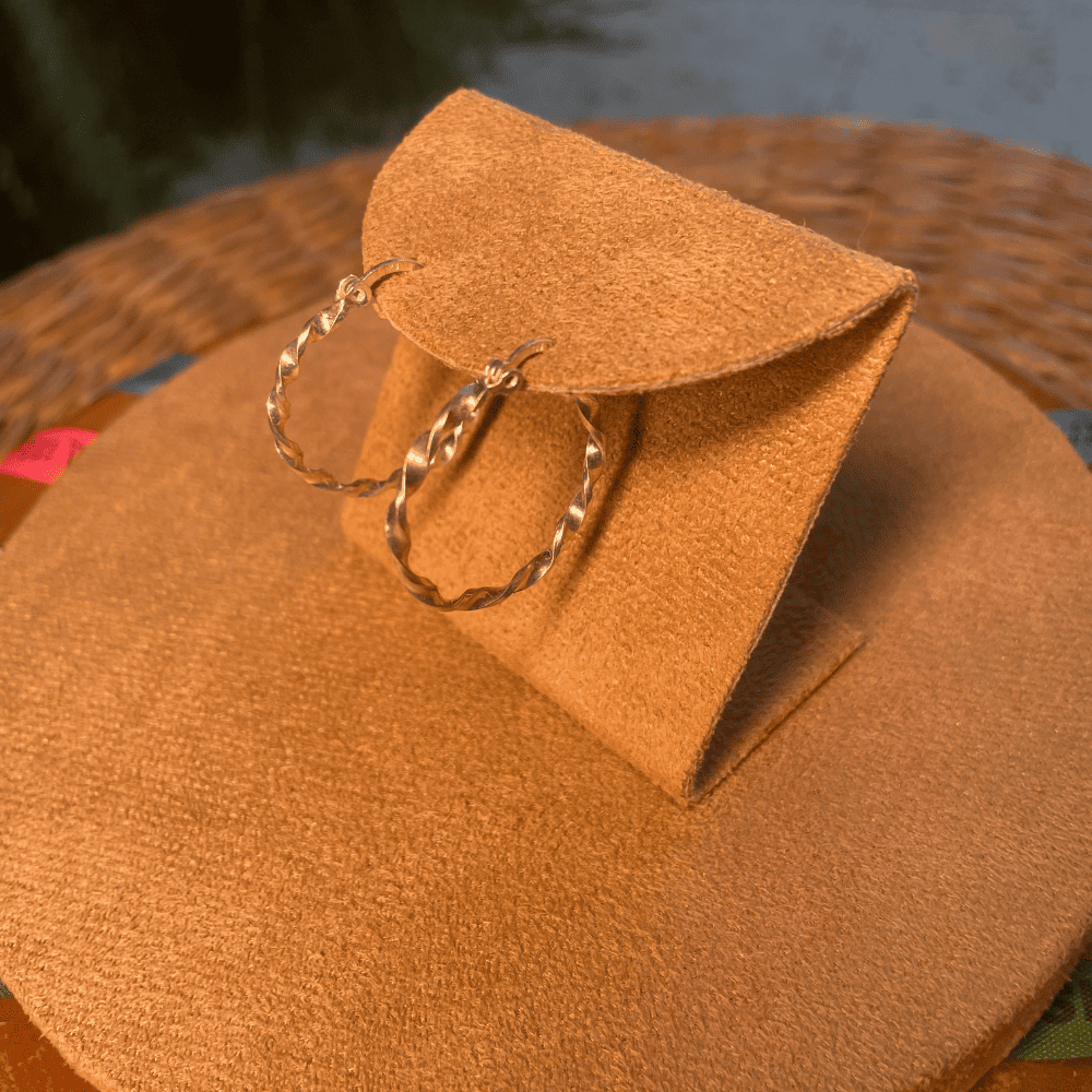 Brinco de Argola Luza Torcida em Prata 925