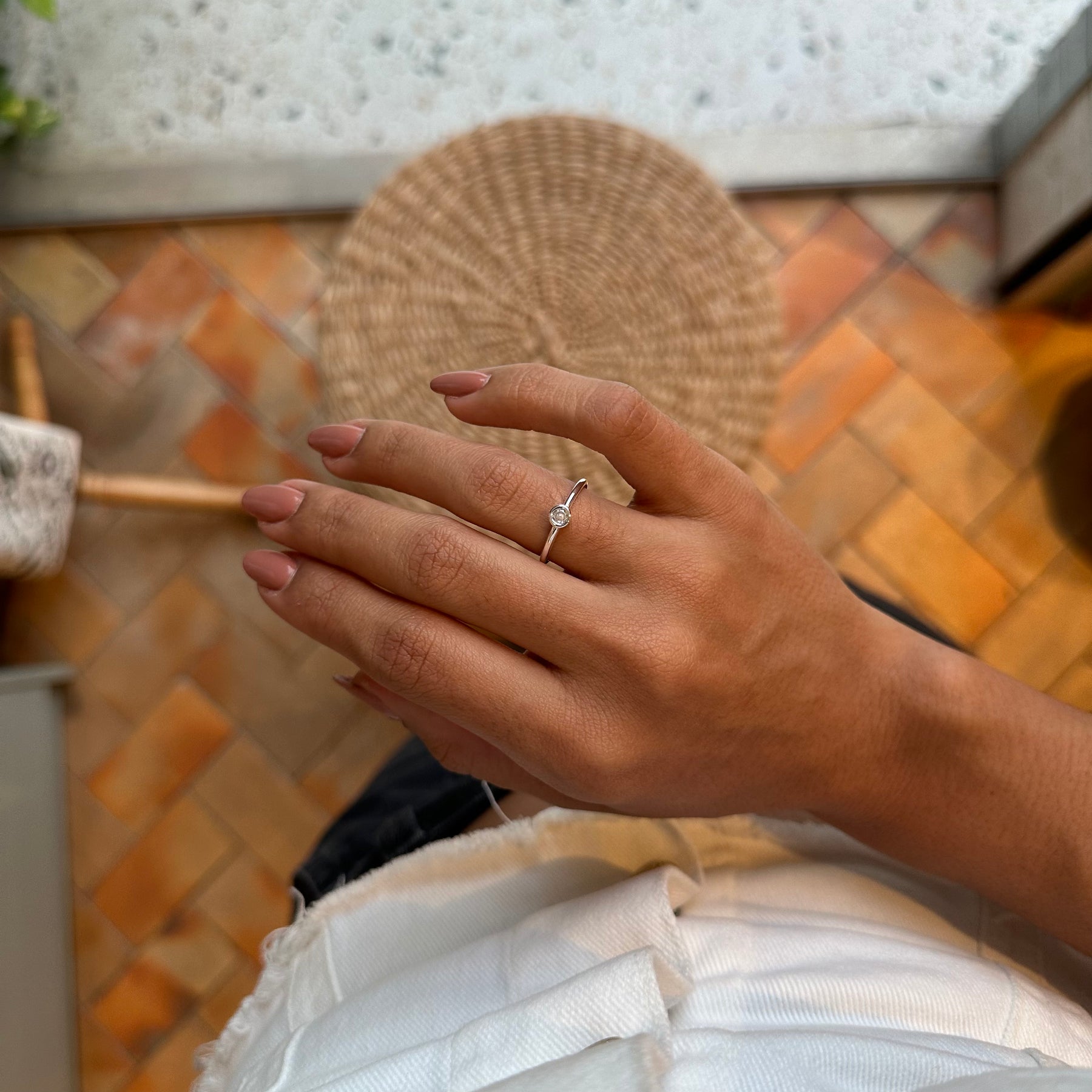 Anel Solitário Luza de Ponto de Luz em Prata 925