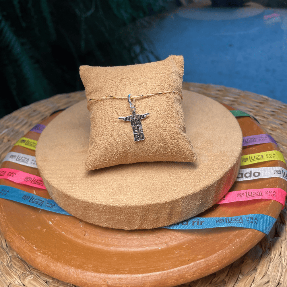 PINGENTE LUZA CRISTO RENDENTOR EM PRATA 925