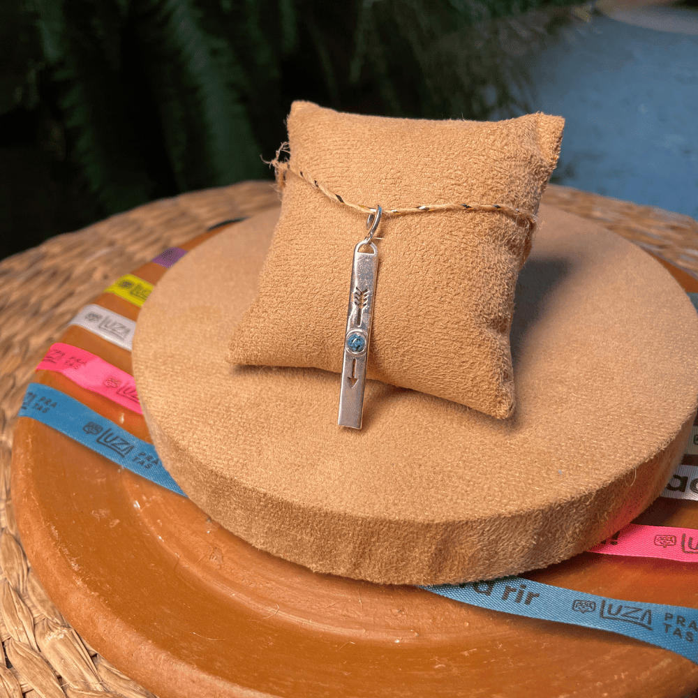 Pingente Luza Placa de Seta com Pedra Turquesa em Prata 925