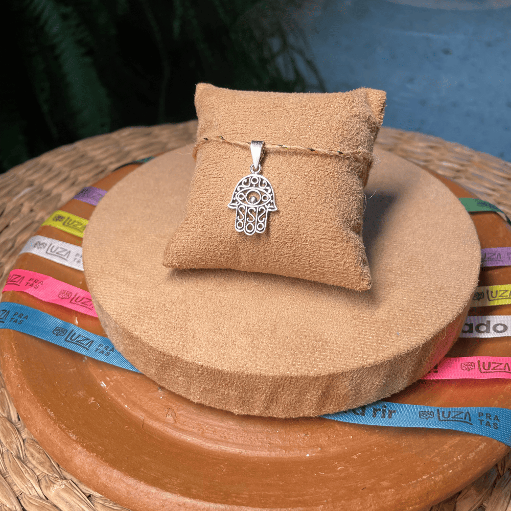 Pingente Luza Mão de Fátima com Olho Grego Vazado em Prata 925 Envelhecida