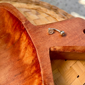 Piercing Luza para Umbigo com Duas Pedras em Prata 925