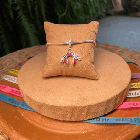 Berloque com 3 Pingente Luza: Microfone, Fone de Ouvido e Nota Musical em Prata 925 Envelhecida