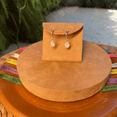 Brinco de Meia Argola Luza com Mão de Fátima Pendente em Prata 925