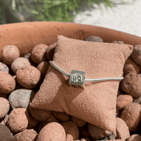 Berloque cubo câmera fotográfica Luza em Prata 925 Envelhecida