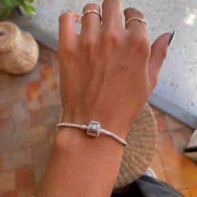 Pulseira da Vida Luza Pratas com Fecho Cilindrico Cravejado em Prata 925
