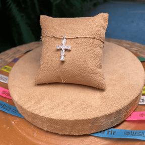 Pingente Luza de Cruz Cravejada de Zircônias Cristais em Prata 925