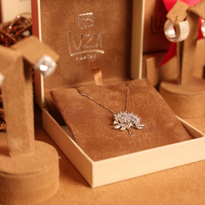 Colar Luza Pratas Árvore da Vida Cravejado com Navete em Prata 925