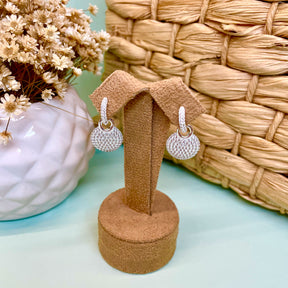 Brinco de Argola Luza Desmontável com Círculo Cravejado Pendente em Prata 925