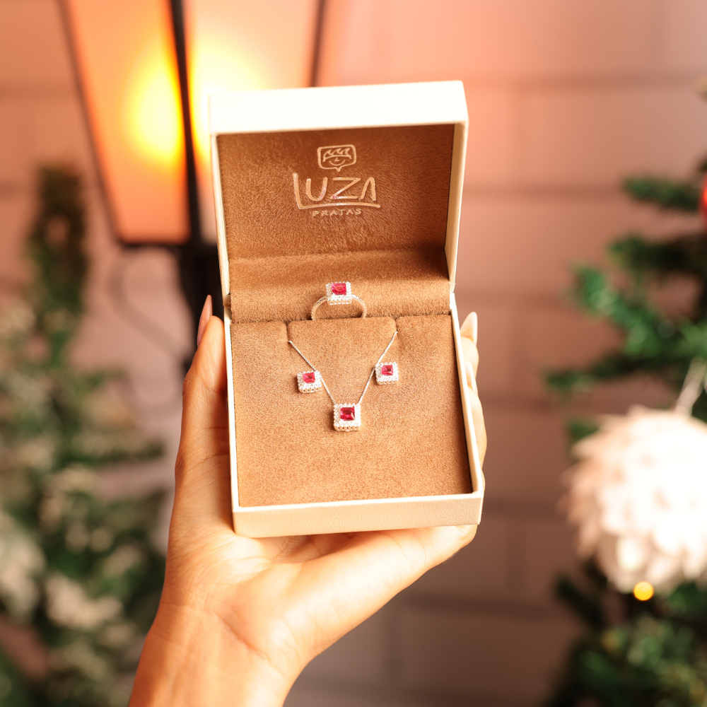 Conjunto Luza Luxo Quadrado Cravejado com Zircônias em Prata 925