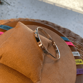 Bracelete Luza Grosso Liso e com Fecho em Prata 925