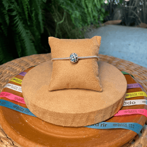 Berloque Luza de Círculo com Zircônias Azuis e Aviões em Prata 925