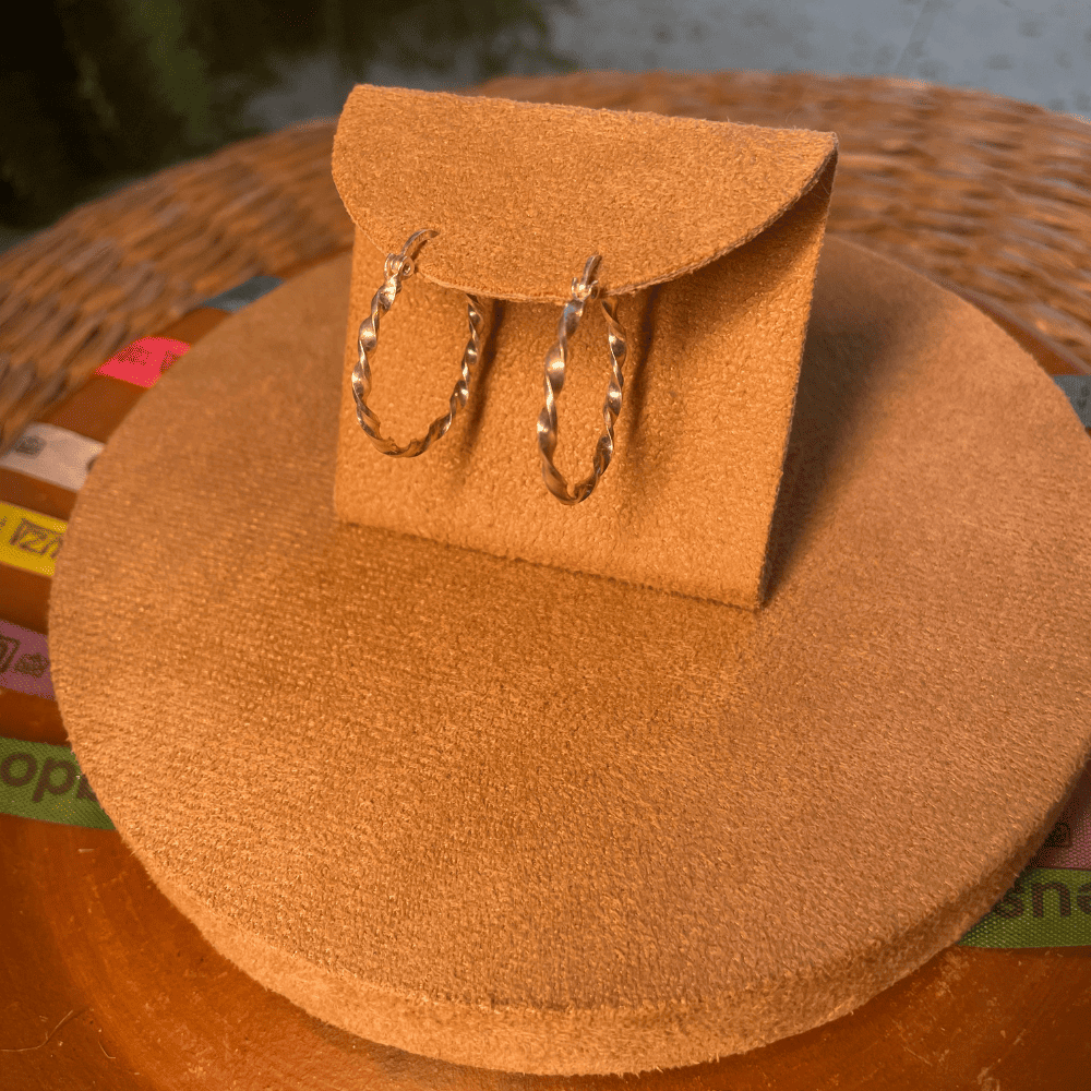 Brinco de Argola Luza Torcida em Prata 925