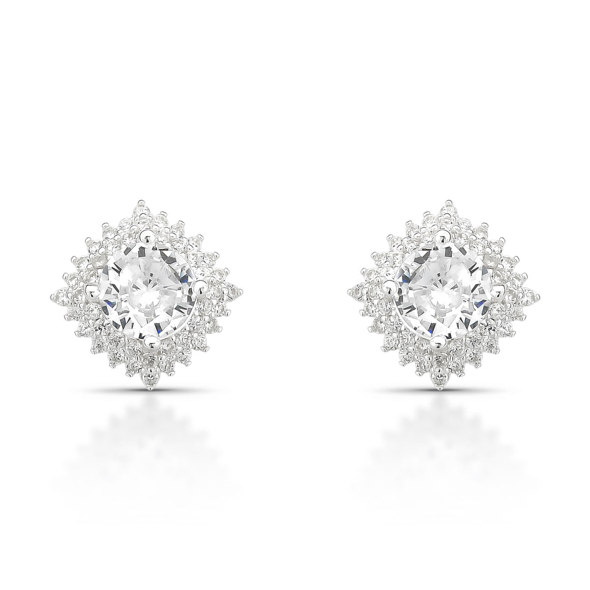 BRINCO QUADRADO LUZA CRAVEJADO DE ZIRCONIA COM PONTO DE LUZ REDONDO EM PRATA 925